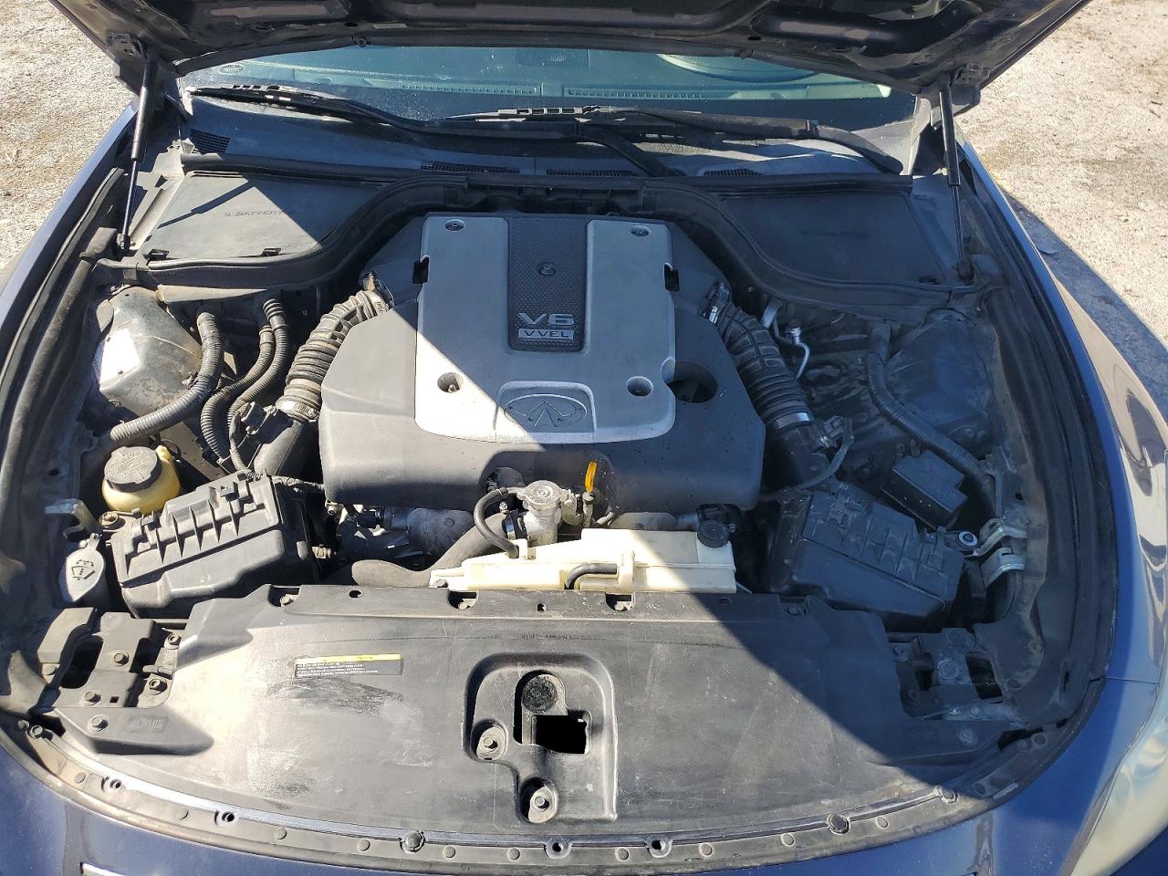 2010 INFINITI G37