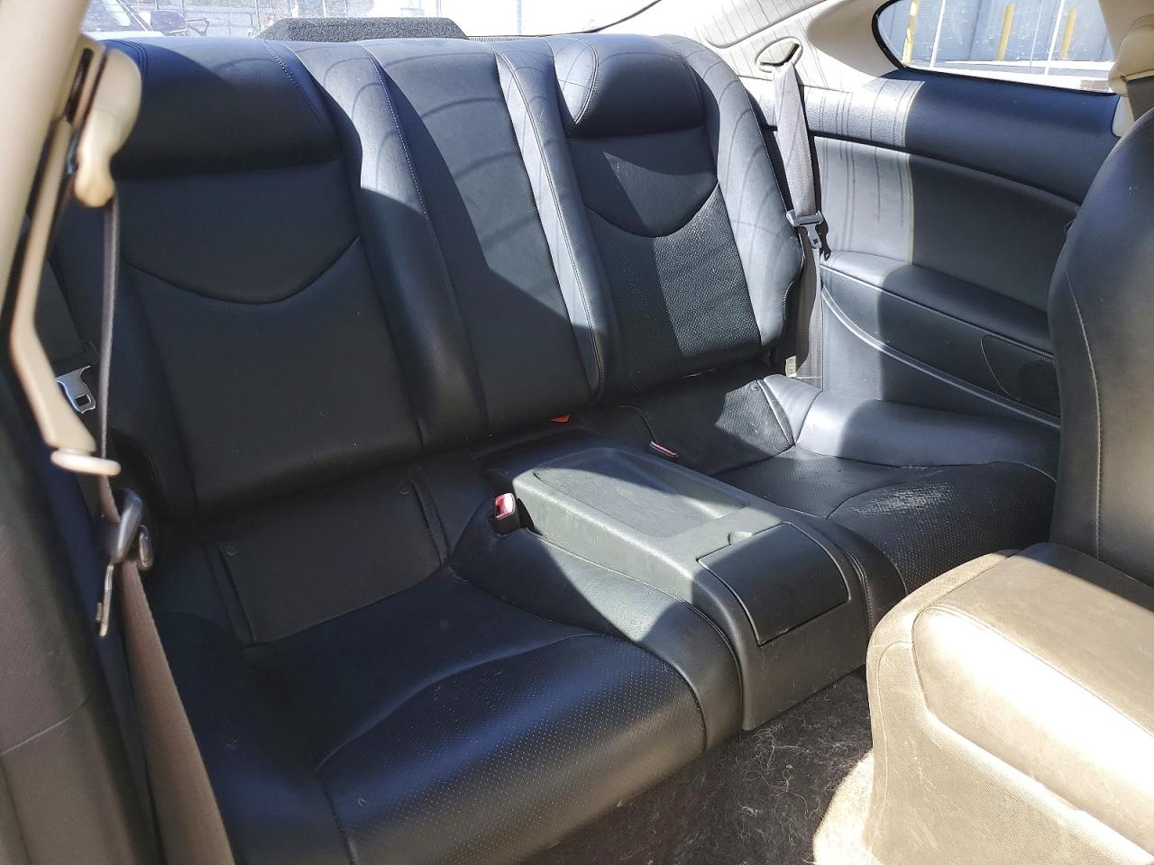 2010 INFINITI G37