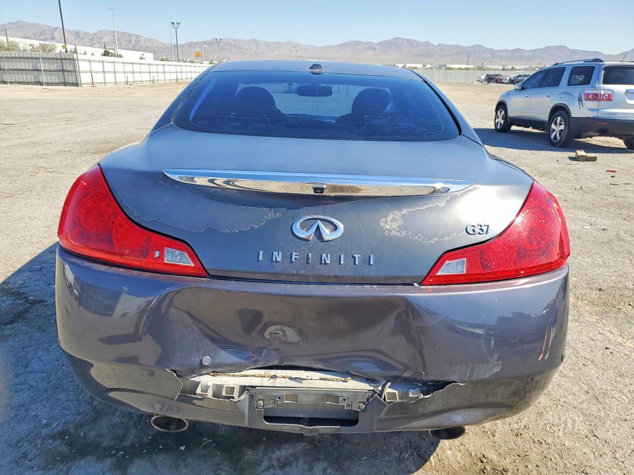 2010 INFINITI G37