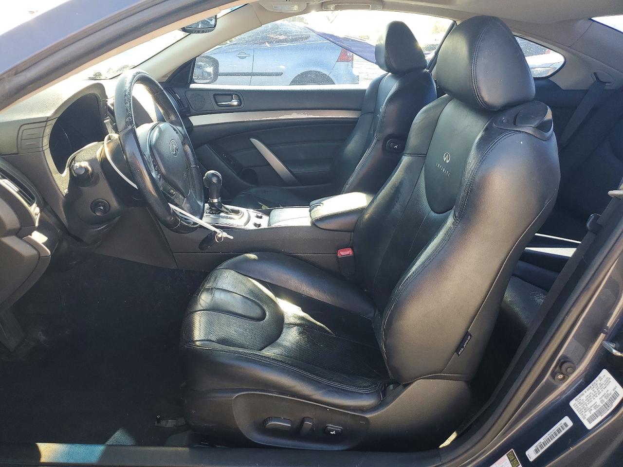 2010 INFINITI G37