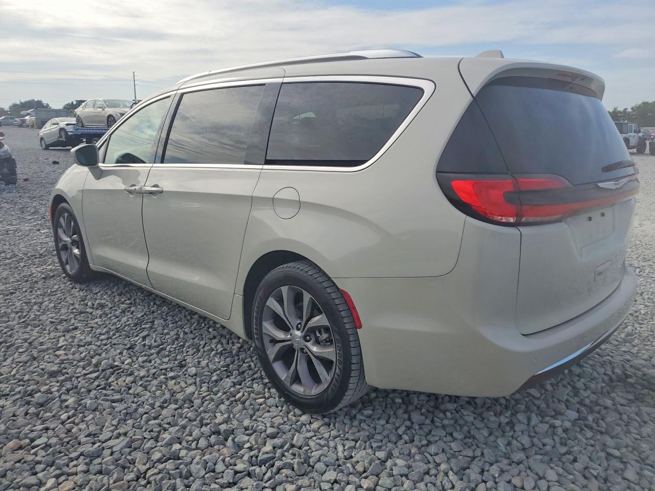 2021 CHRYSLER PACIFICA