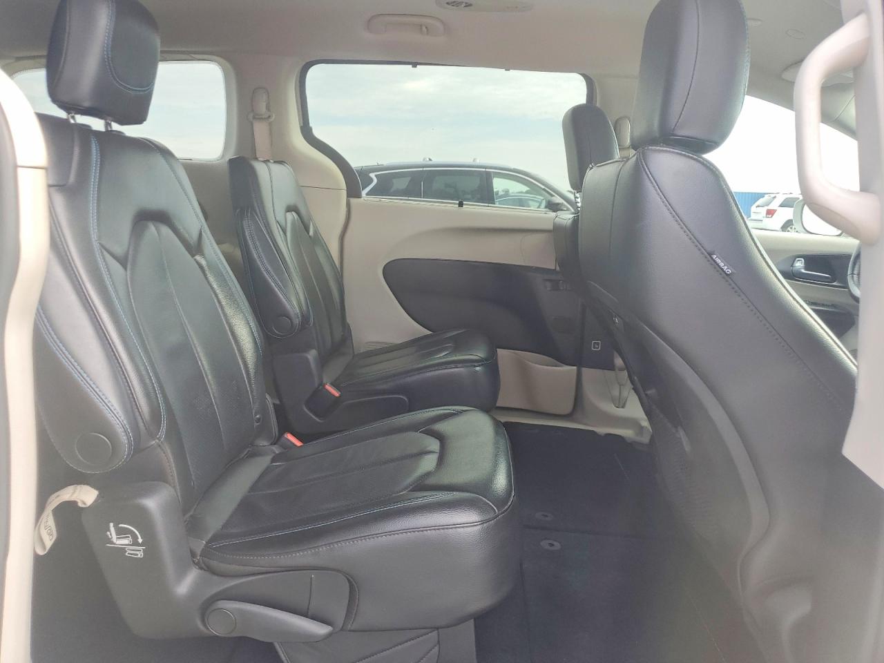 2021 CHRYSLER PACIFICA