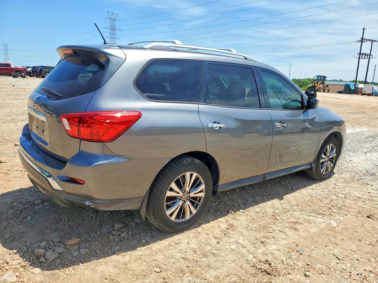 2018 NISSAN PATHFINDER