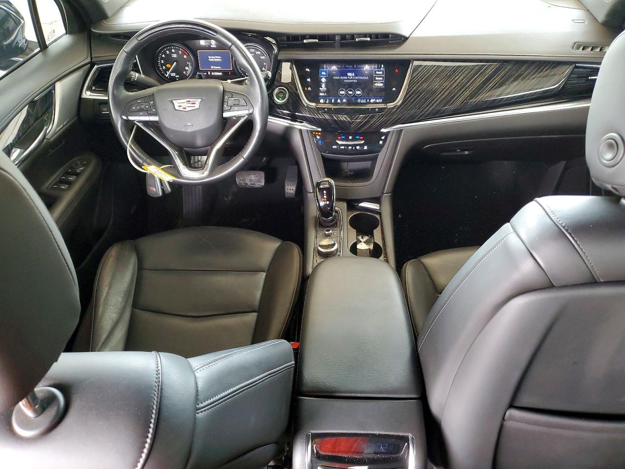 2022 CADILLAC XT6