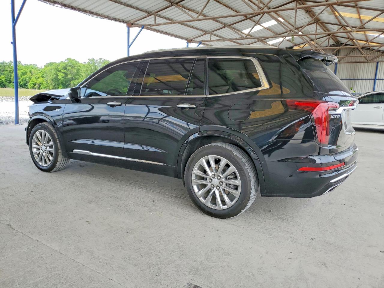 2022 CADILLAC XT6