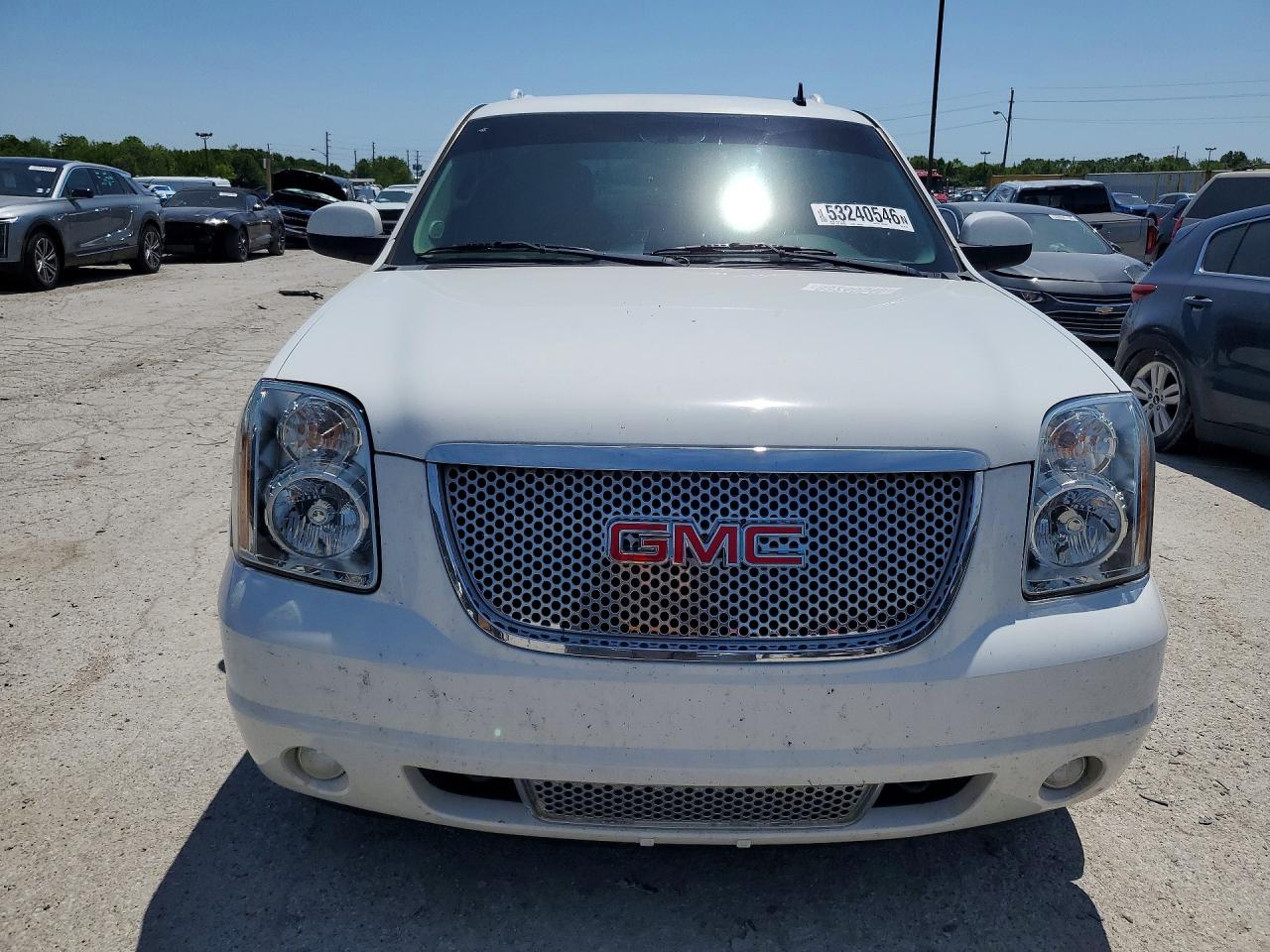 2012 GMC YUKON