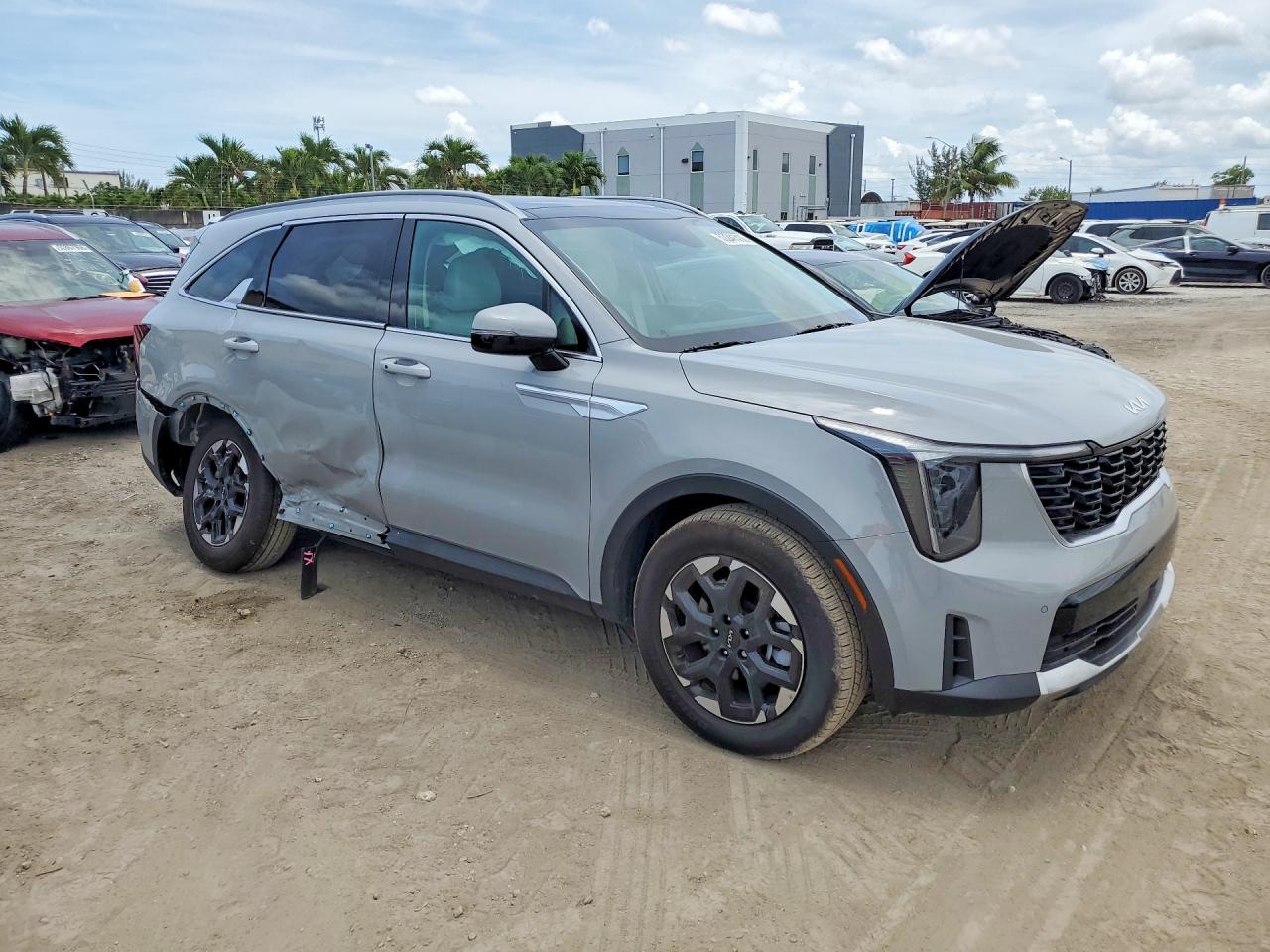 2025 KIA SORENTO