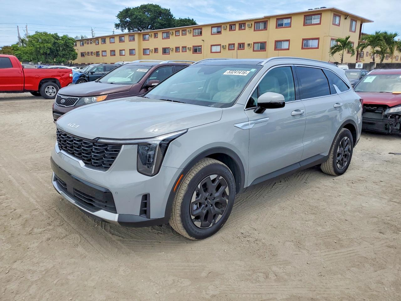 2025 KIA SORENTO