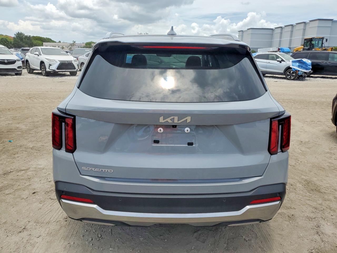 2025 KIA SORENTO