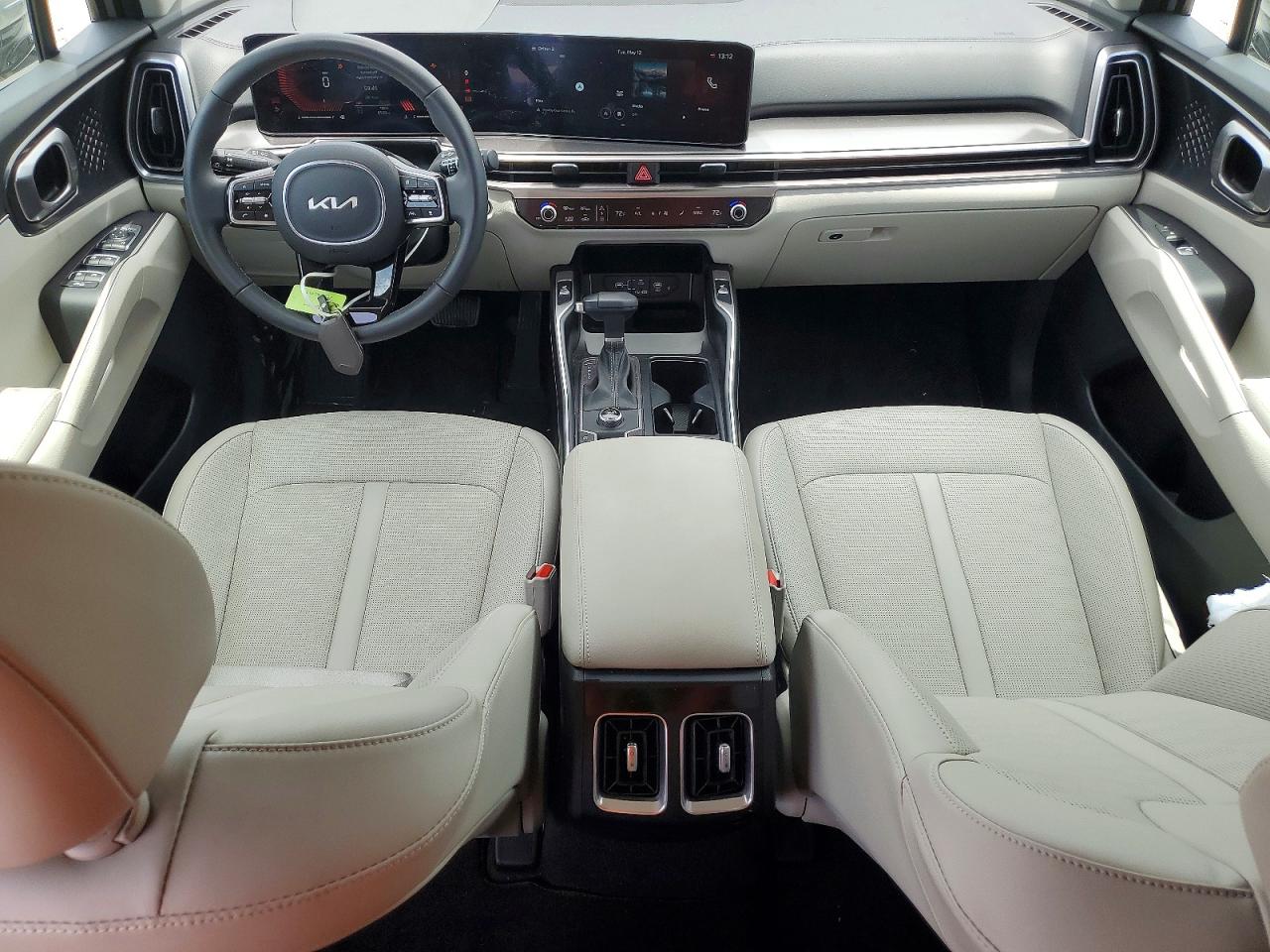 2025 KIA SORENTO