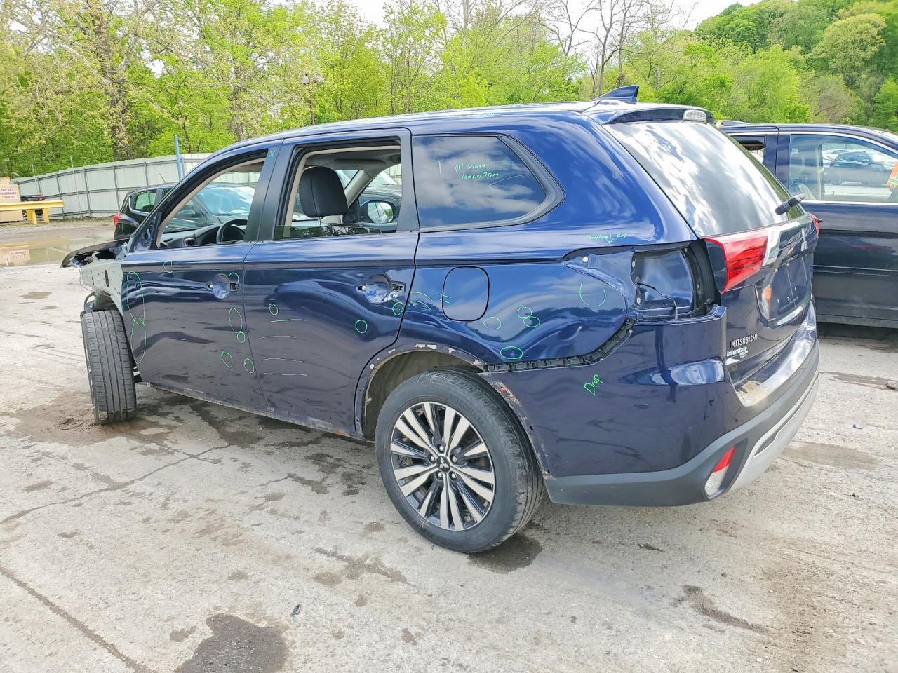 2019 MITSUBISHI OUTLANDER