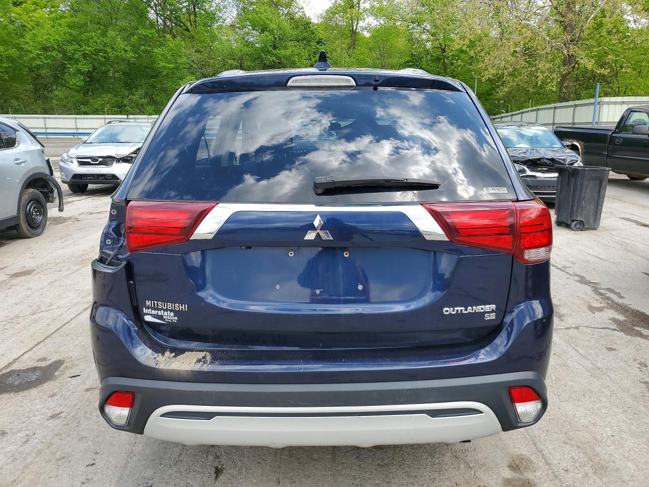 2019 MITSUBISHI OUTLANDER