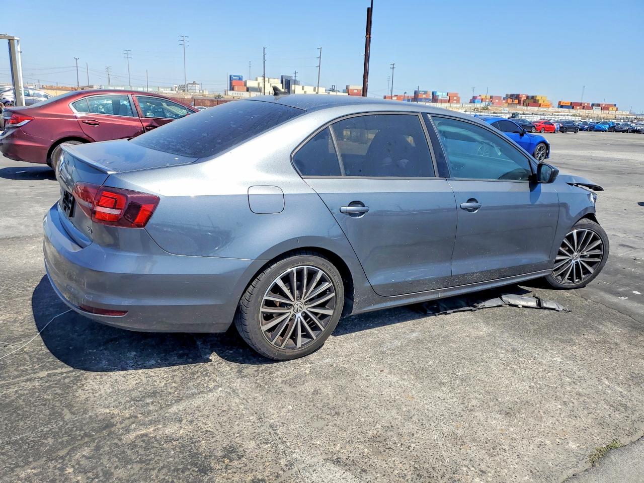 2016 VOLKSWAGEN JETTA