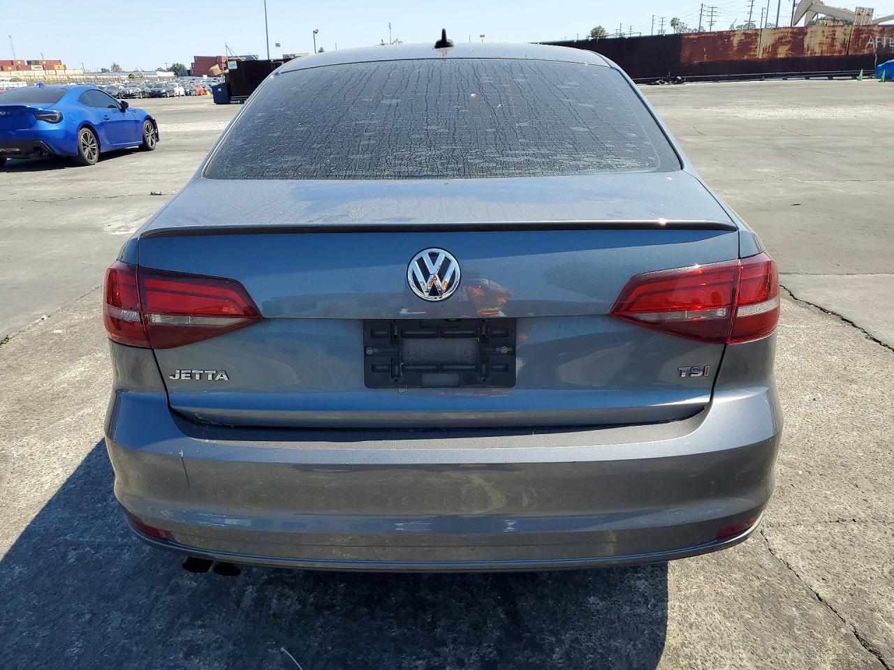 2016 VOLKSWAGEN JETTA