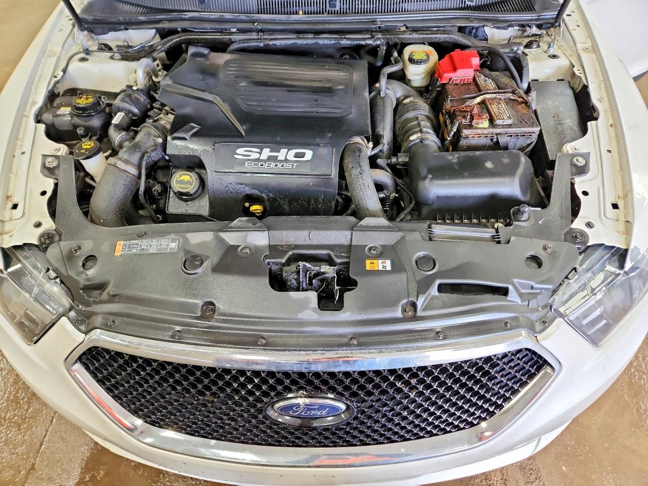 2016 FORD TAURUS