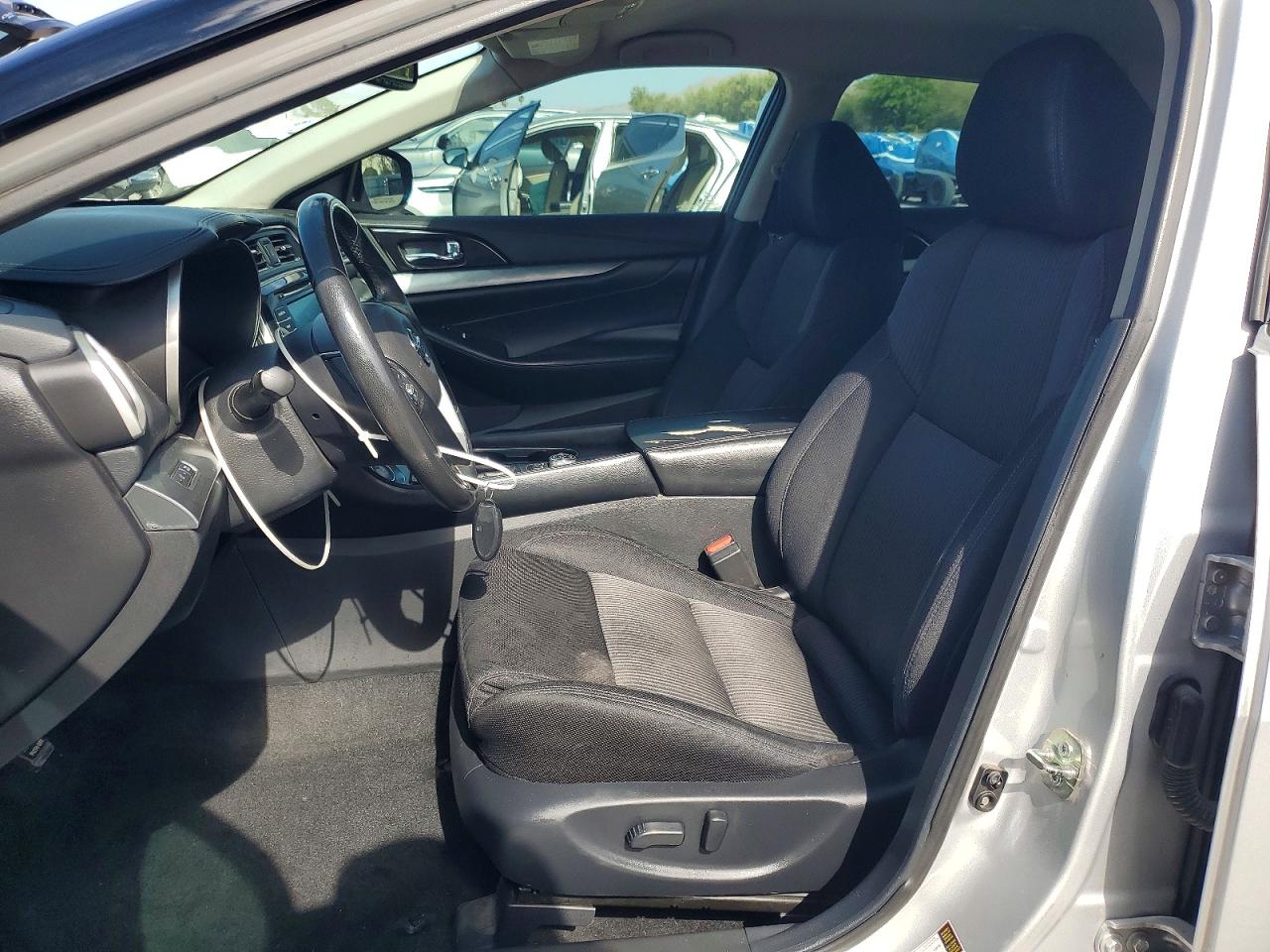 2017 NISSAN MAXIMA