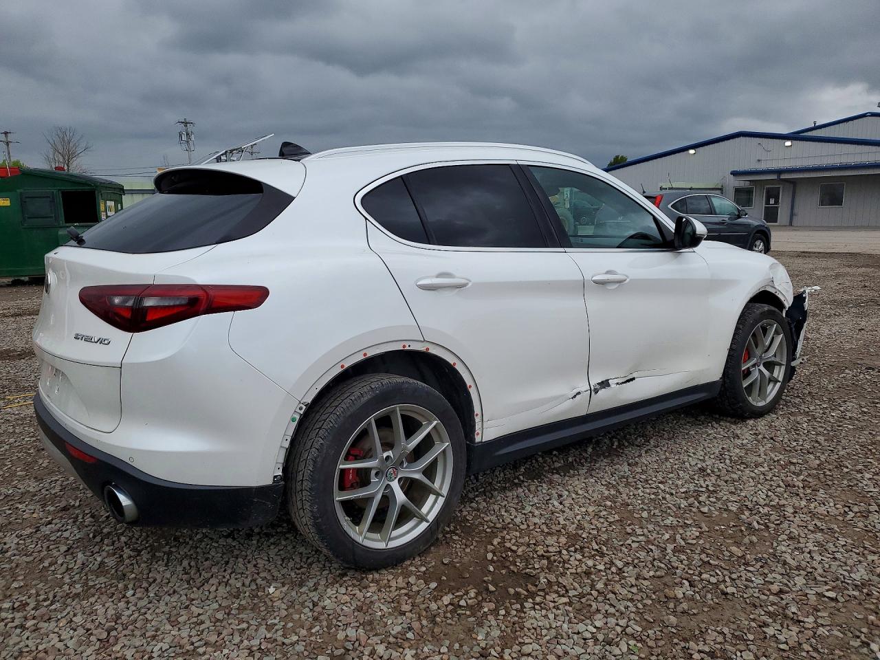 2018 ALFA ROMEO STELVIO