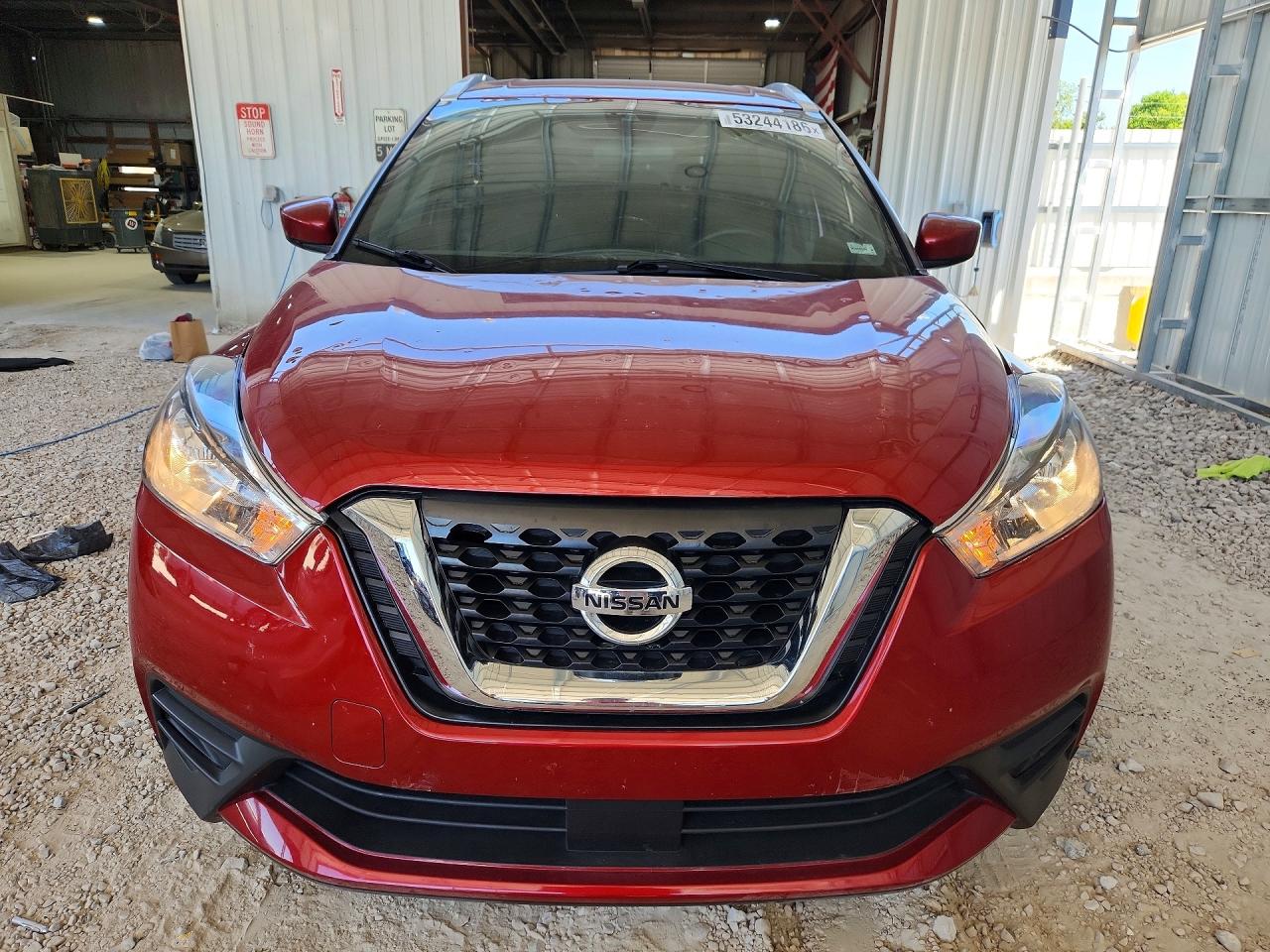 2020 NISSAN KICKS
