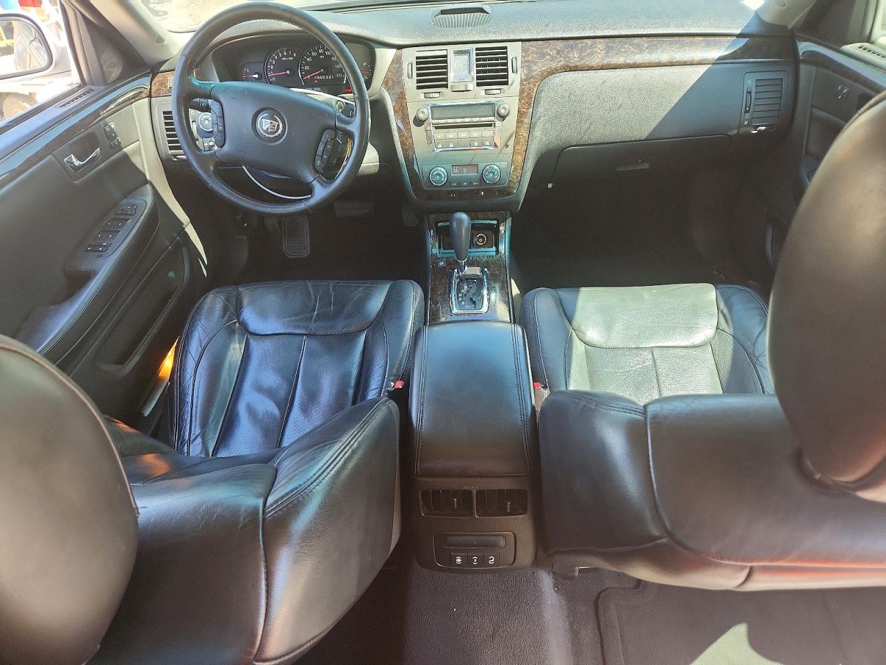 2009 CADILLAC DTS