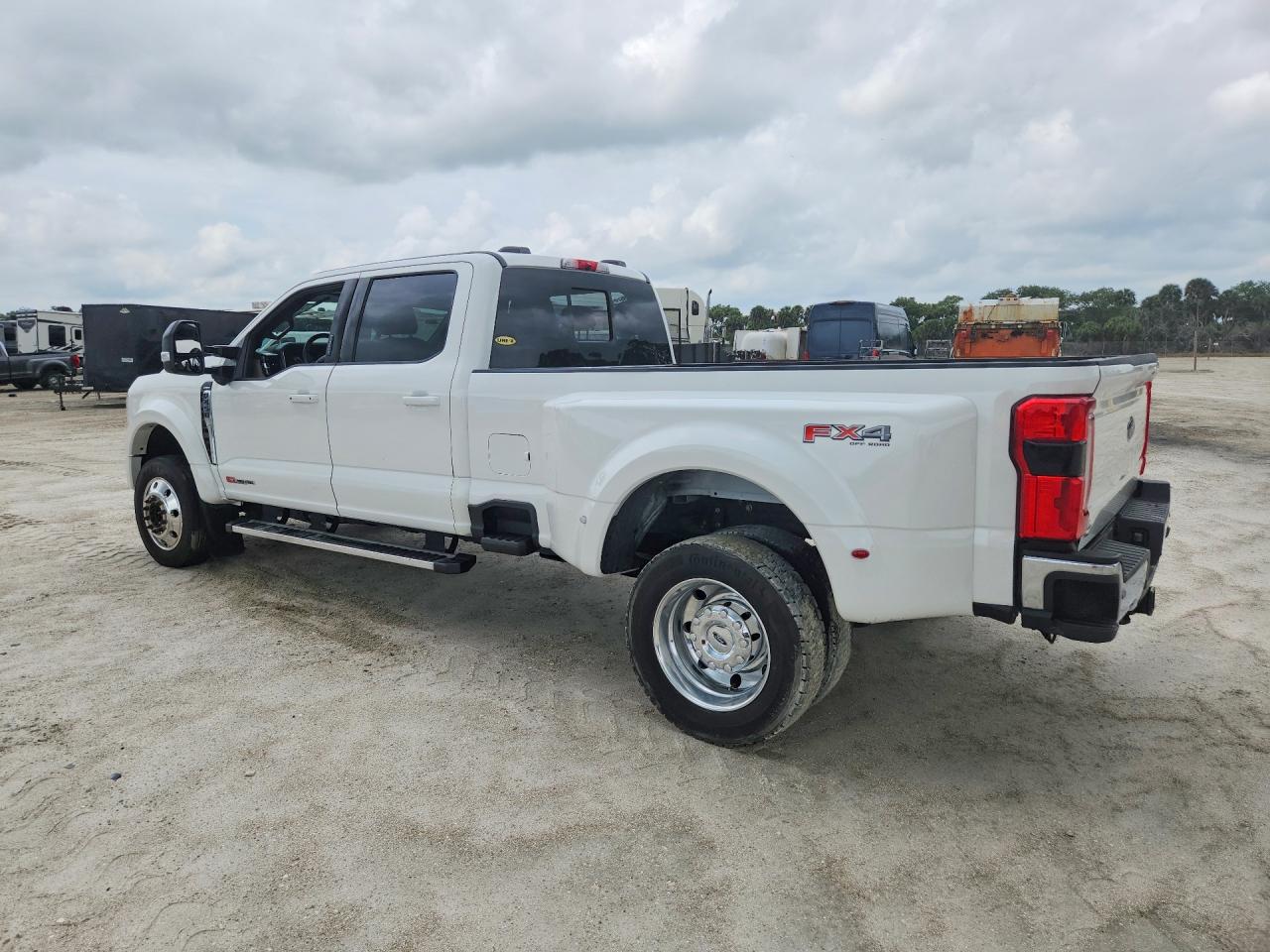 2024 FORD F450