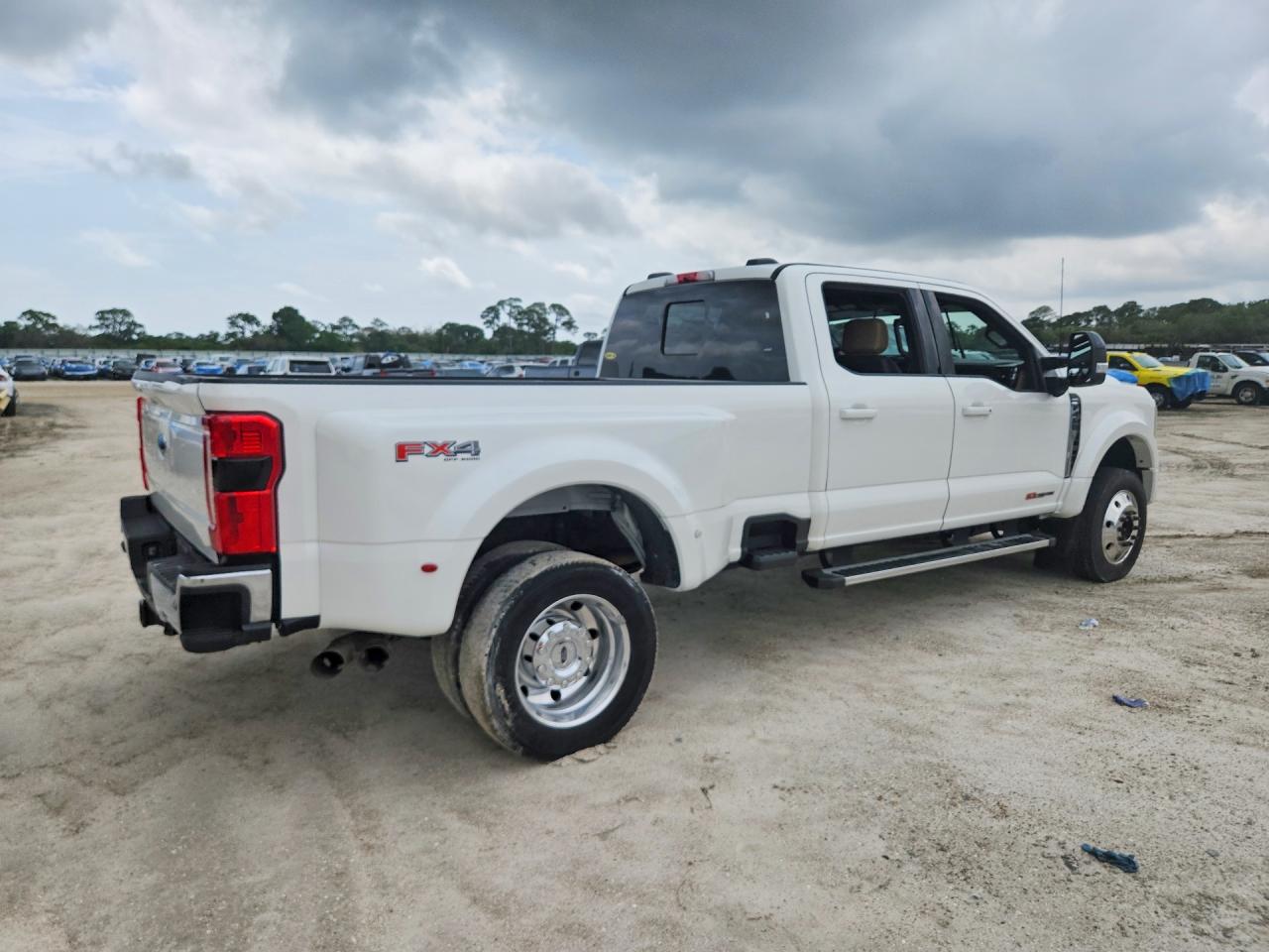 2024 FORD F450