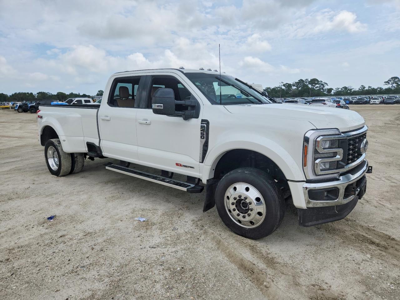 2024 FORD F450