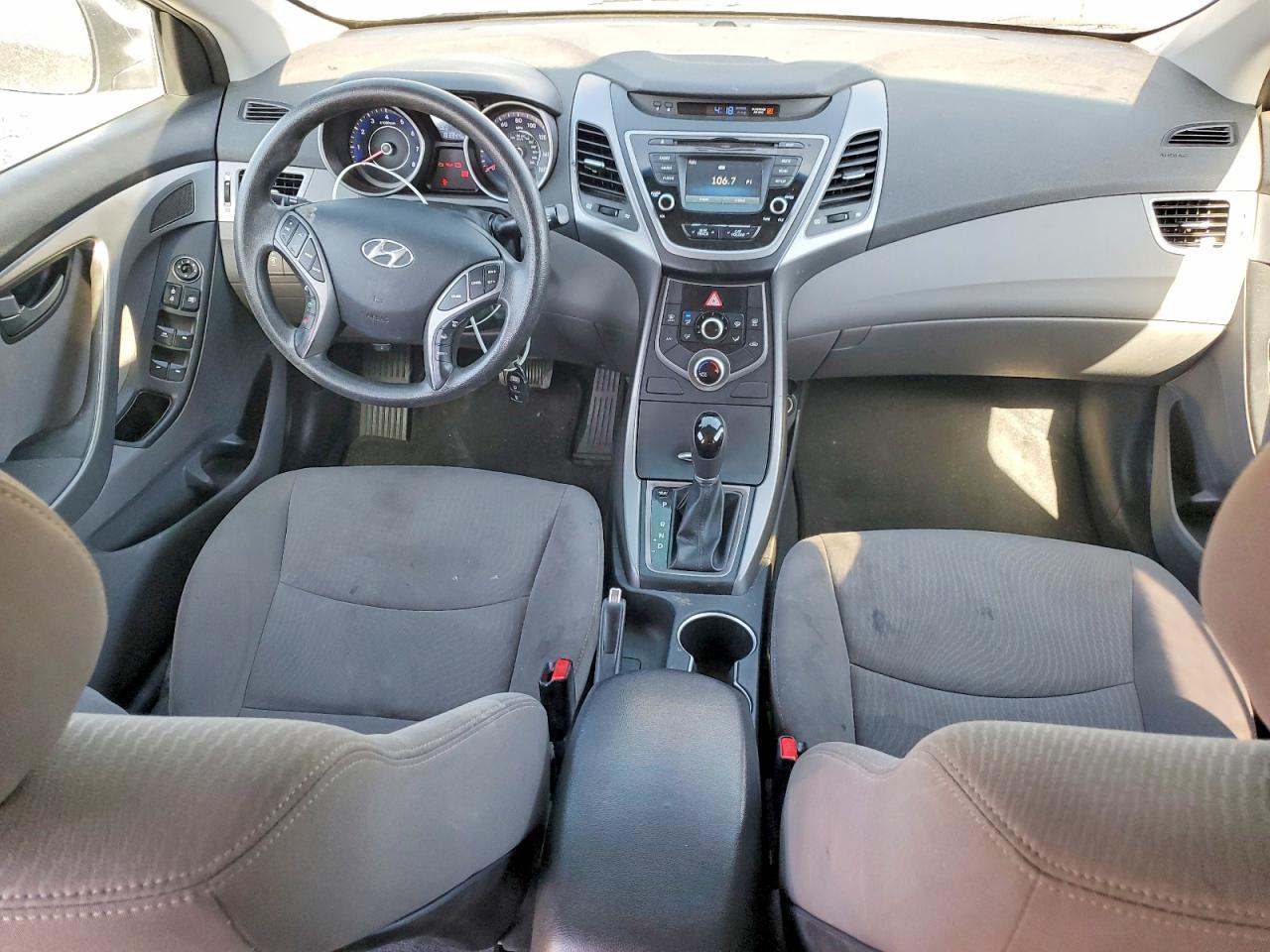 2015 HYUNDAI ELANTRA