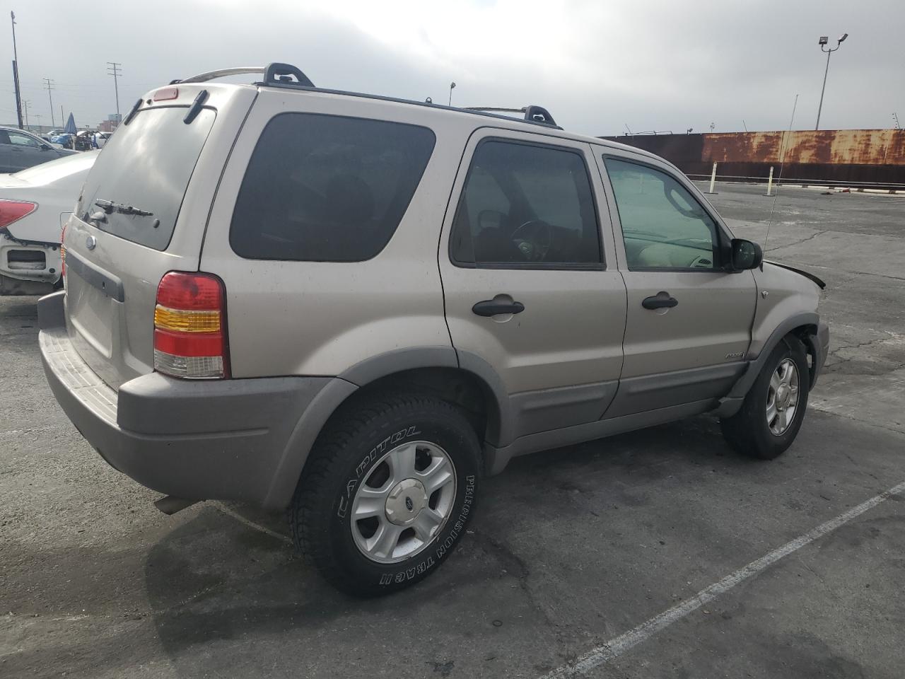 2001 FORD ESCAPE