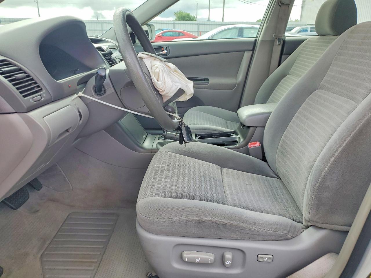 2005 TOYOTA CAMRY