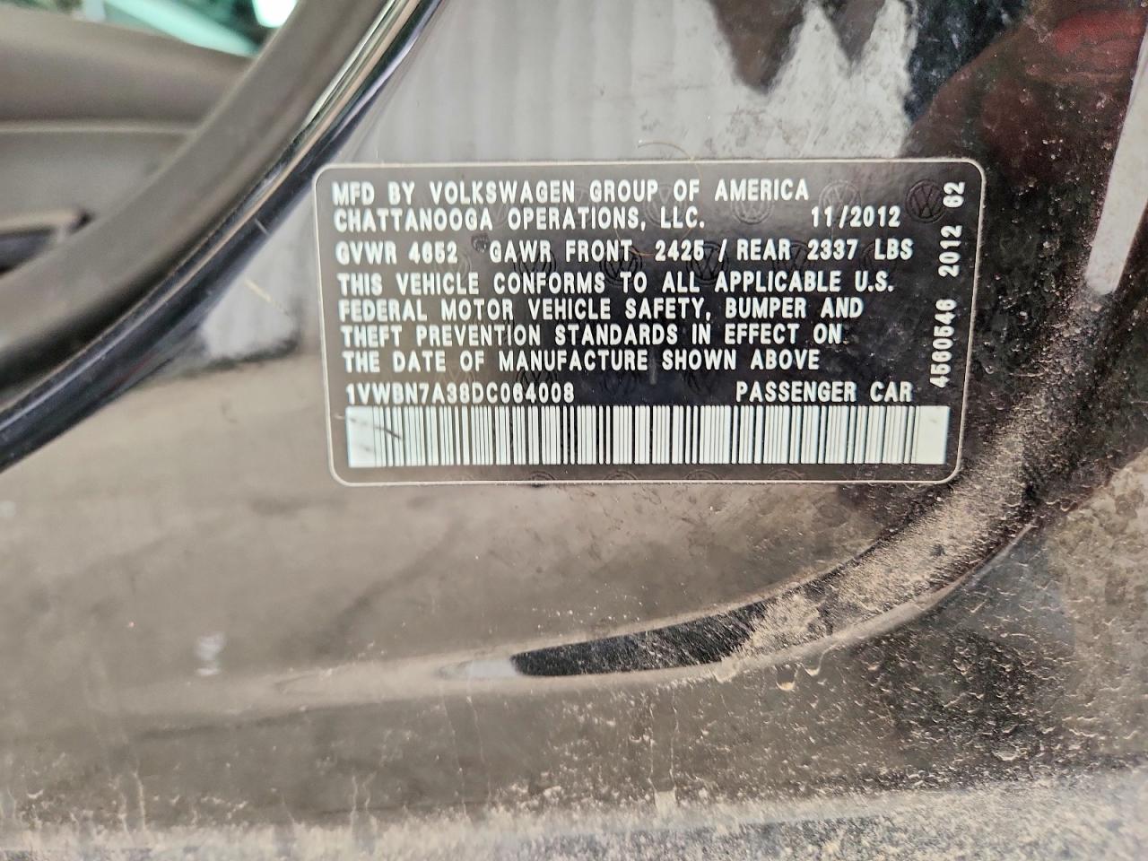 2013 VOLKSWAGEN PASSAT