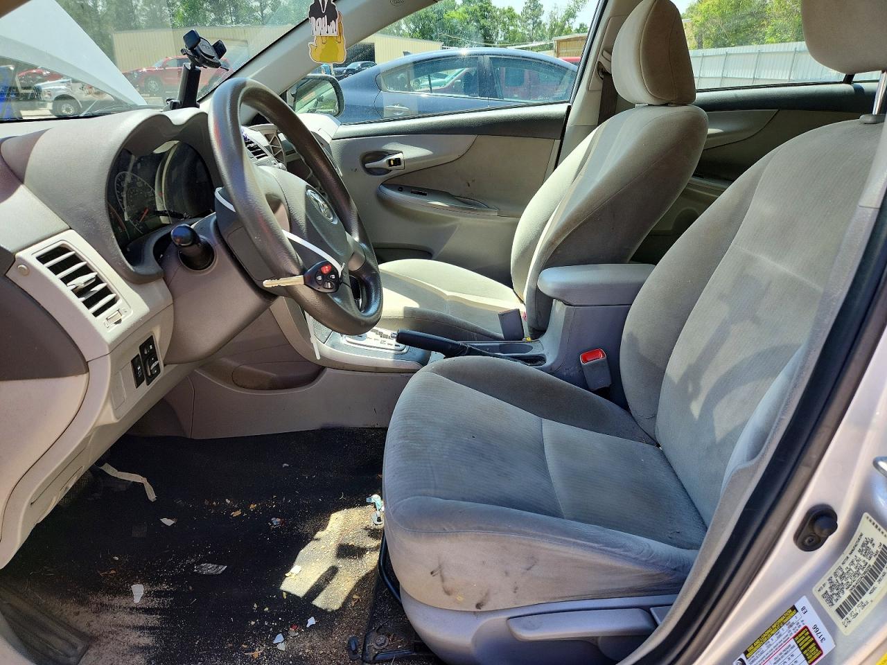 2010 TOYOTA COROLLA