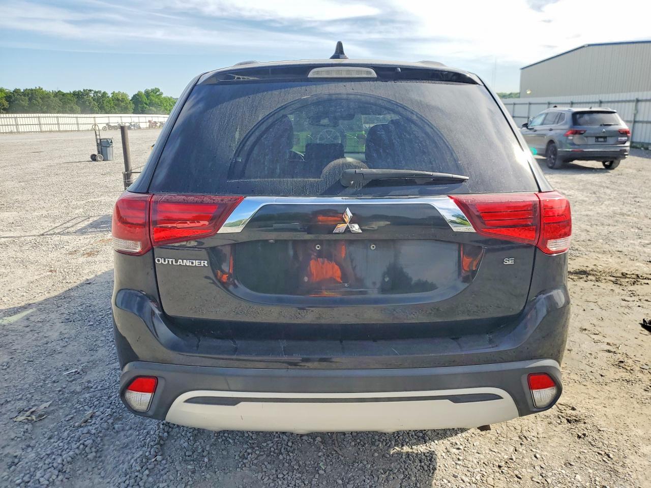2020 MITSUBISHI OUTLANDER