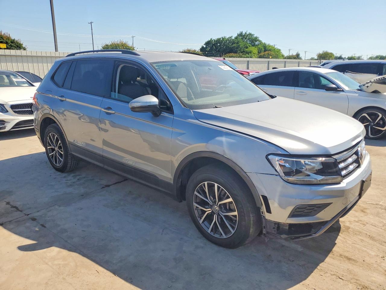 2021 VOLKSWAGEN TIGUAN