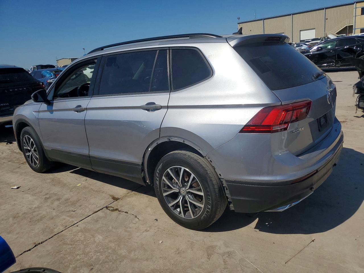 2021 VOLKSWAGEN TIGUAN