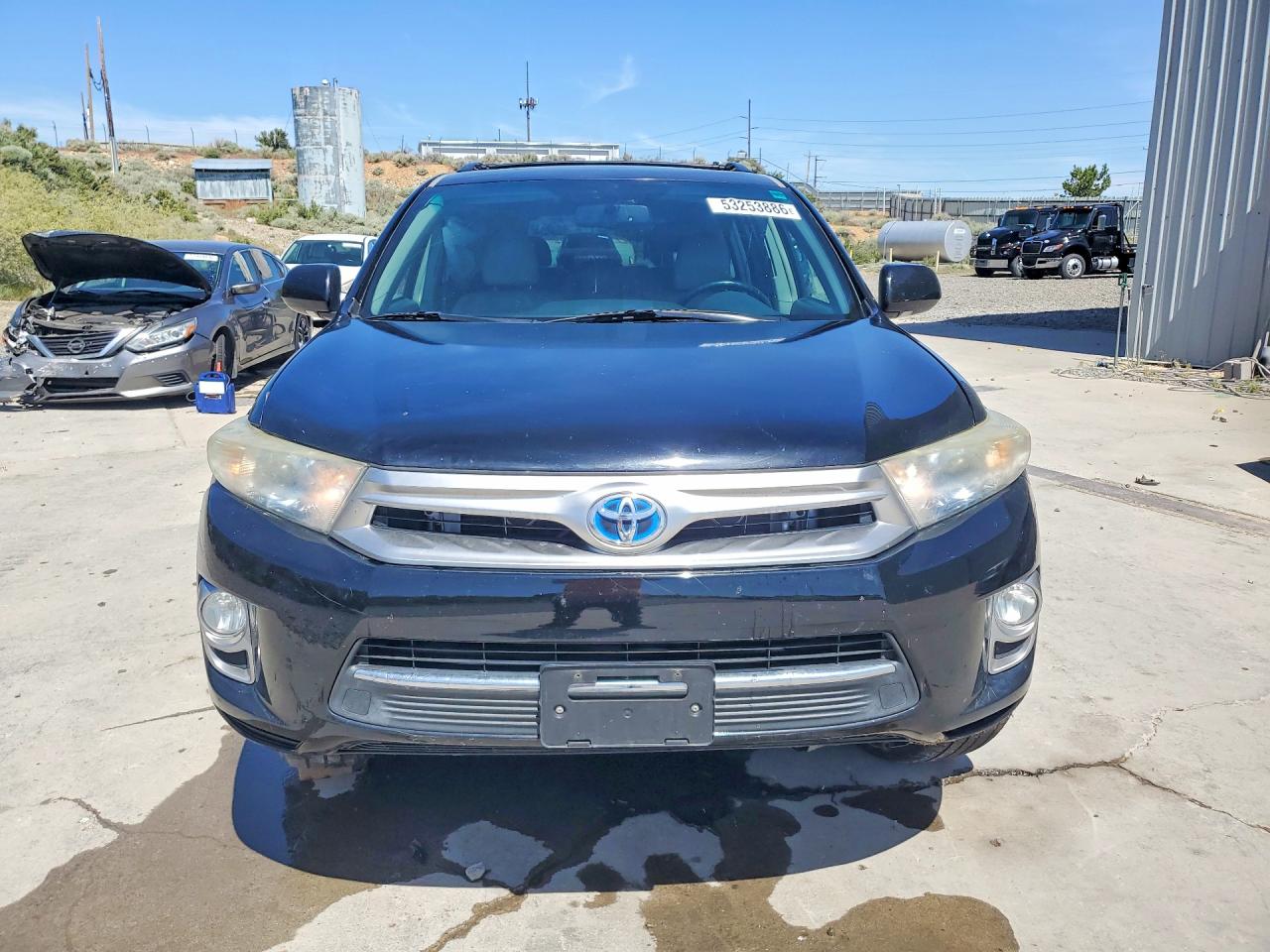 2011 TOYOTA HIGHLANDER