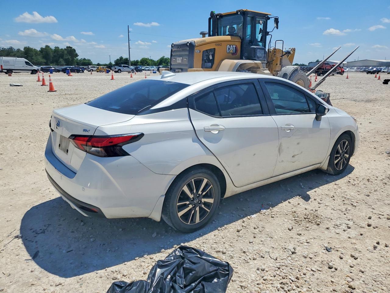 2021 NISSAN VERSA