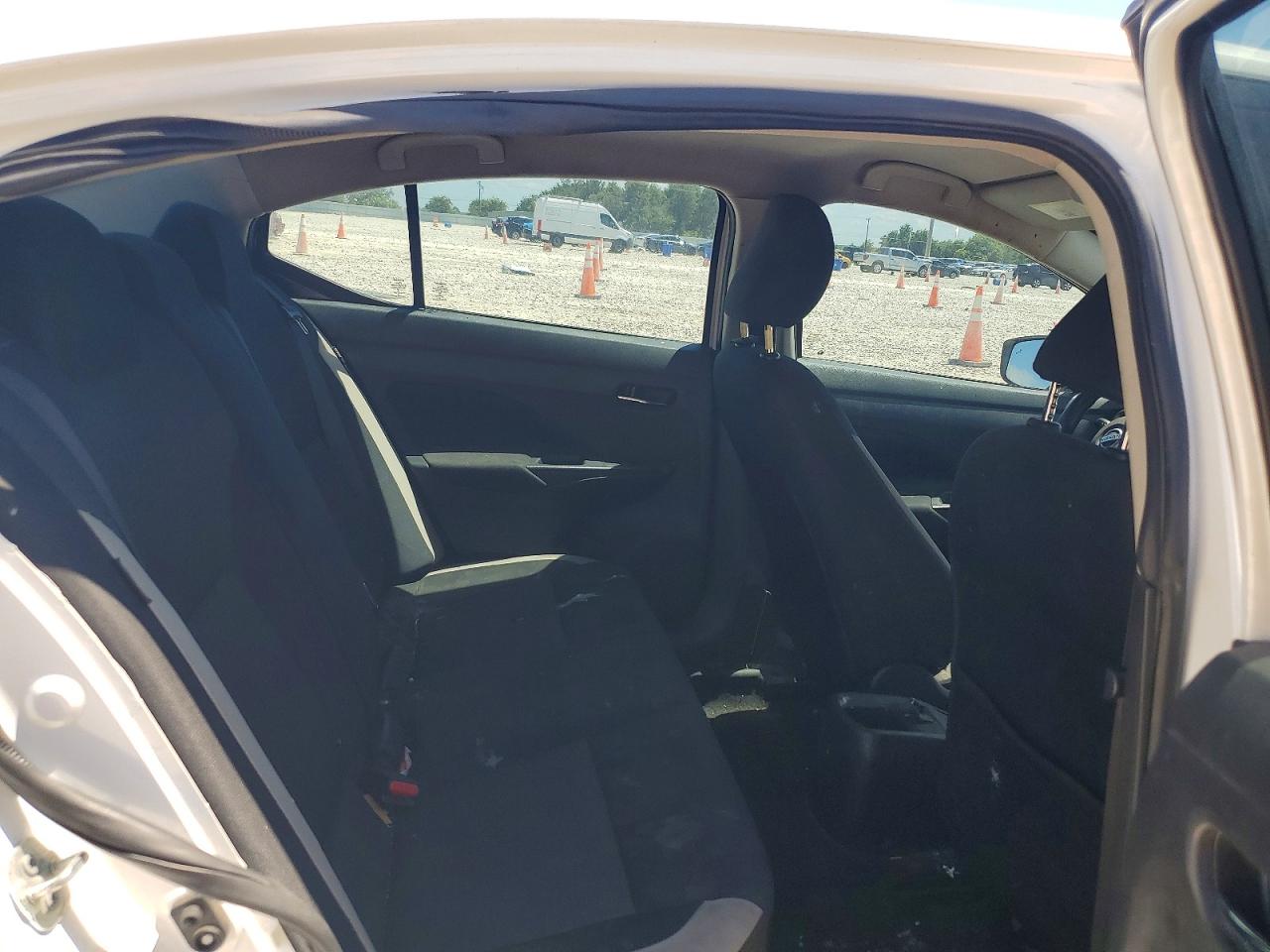 2021 NISSAN VERSA