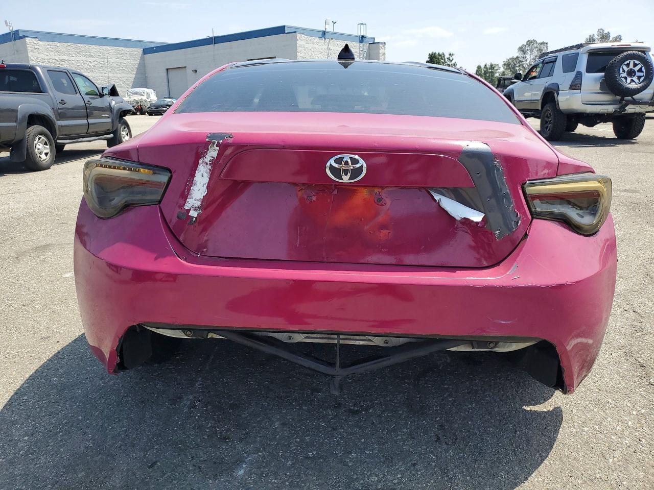 2013 TOYOTA SCION