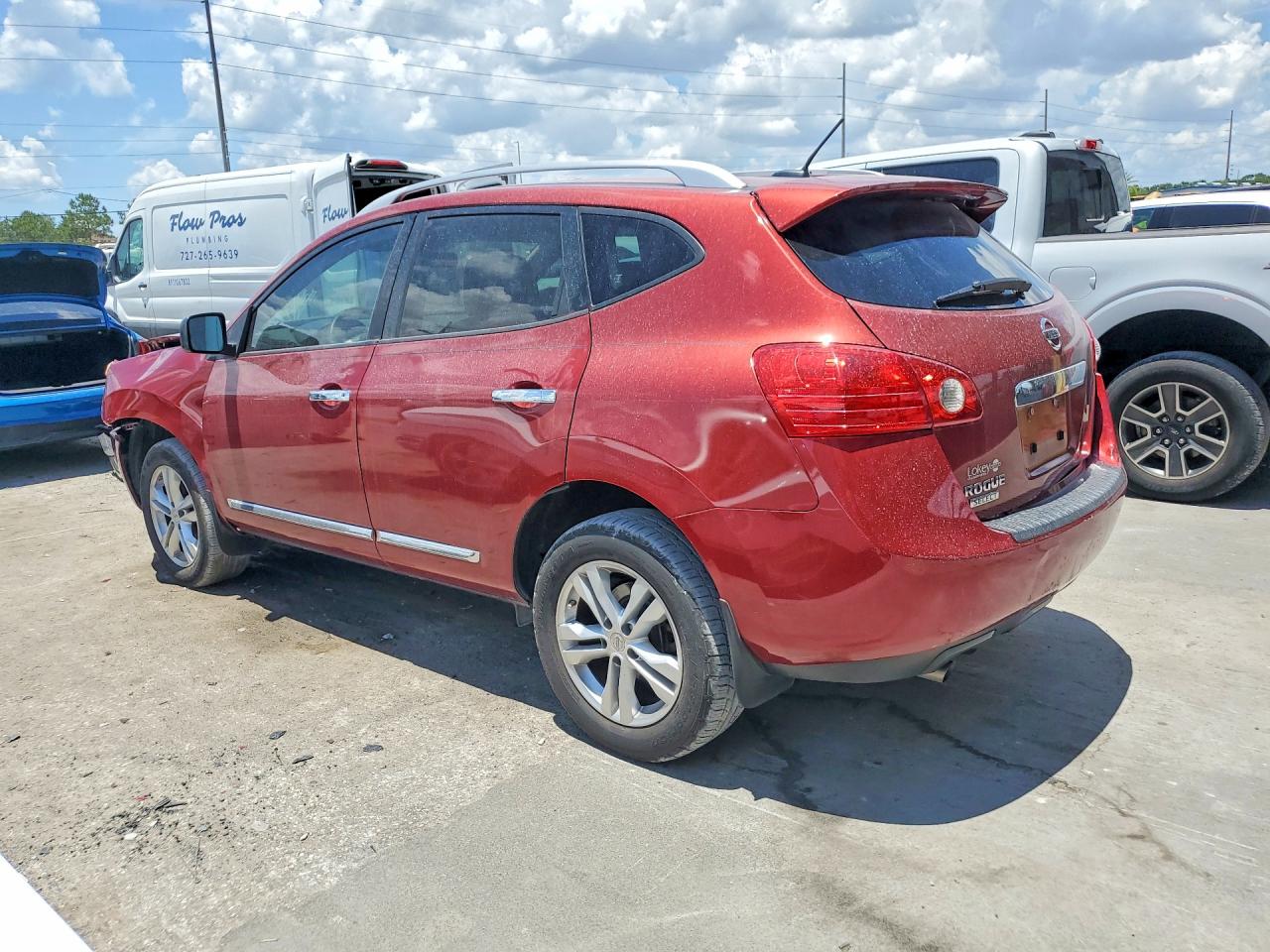 2015 NISSAN ROGUE