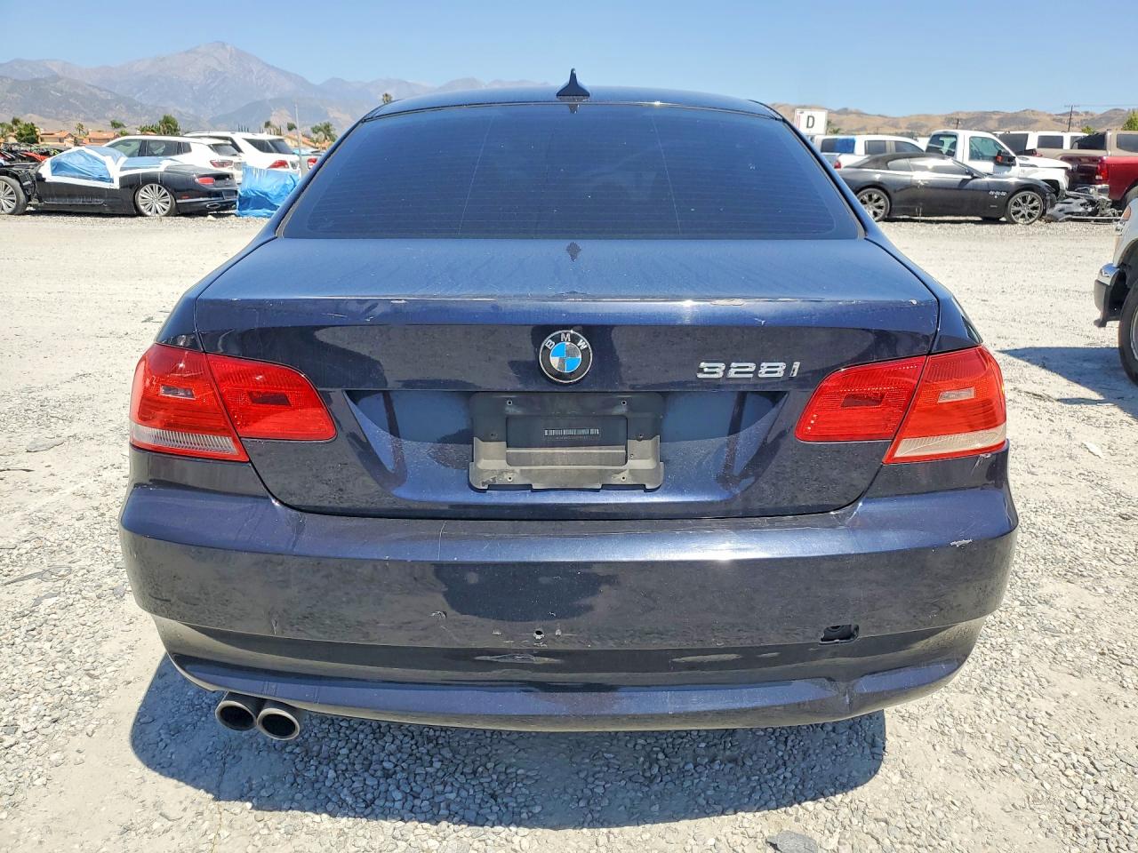 2010 BMW 3 SERIES