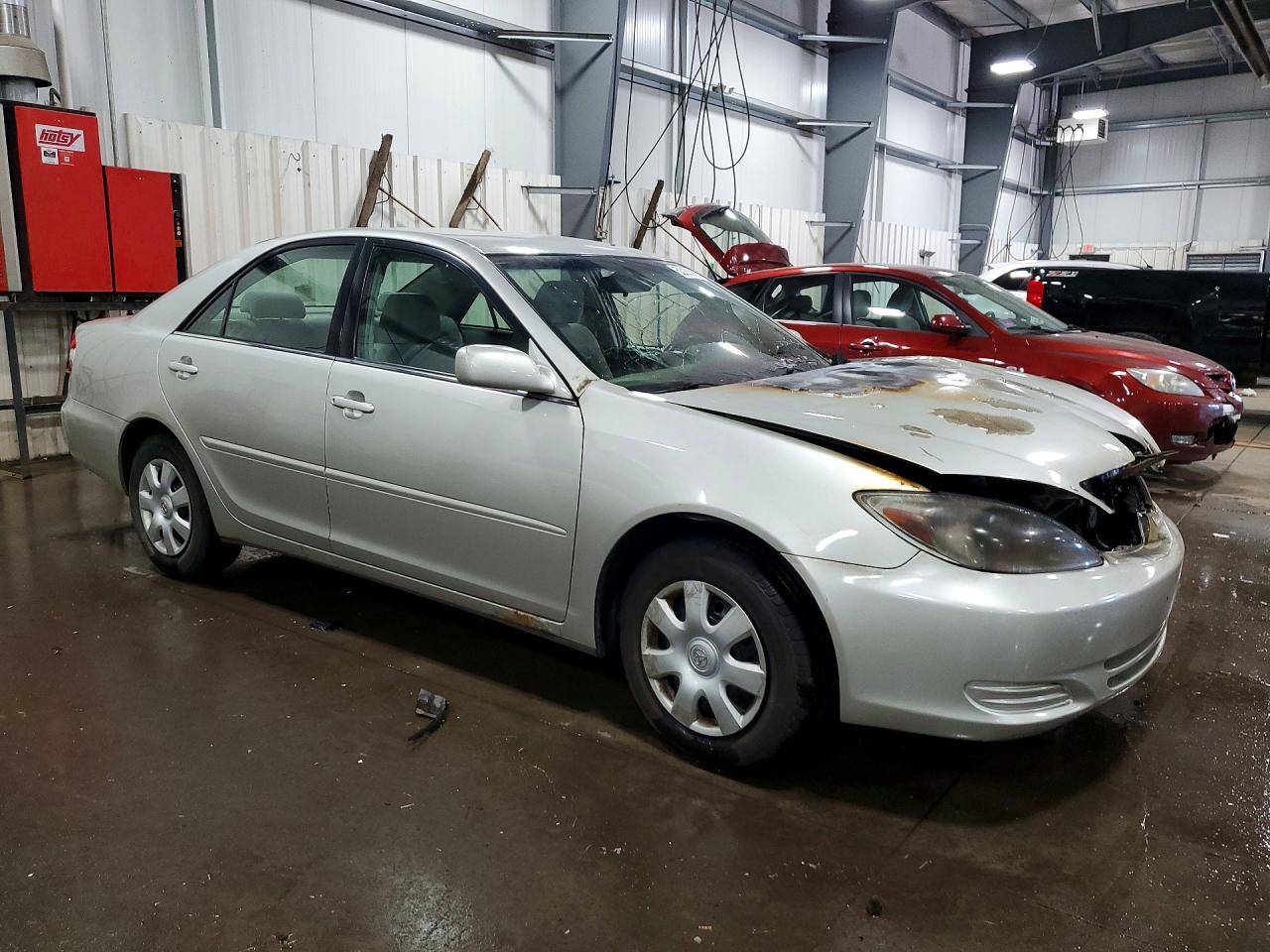 2004 TOYOTA CAMRY