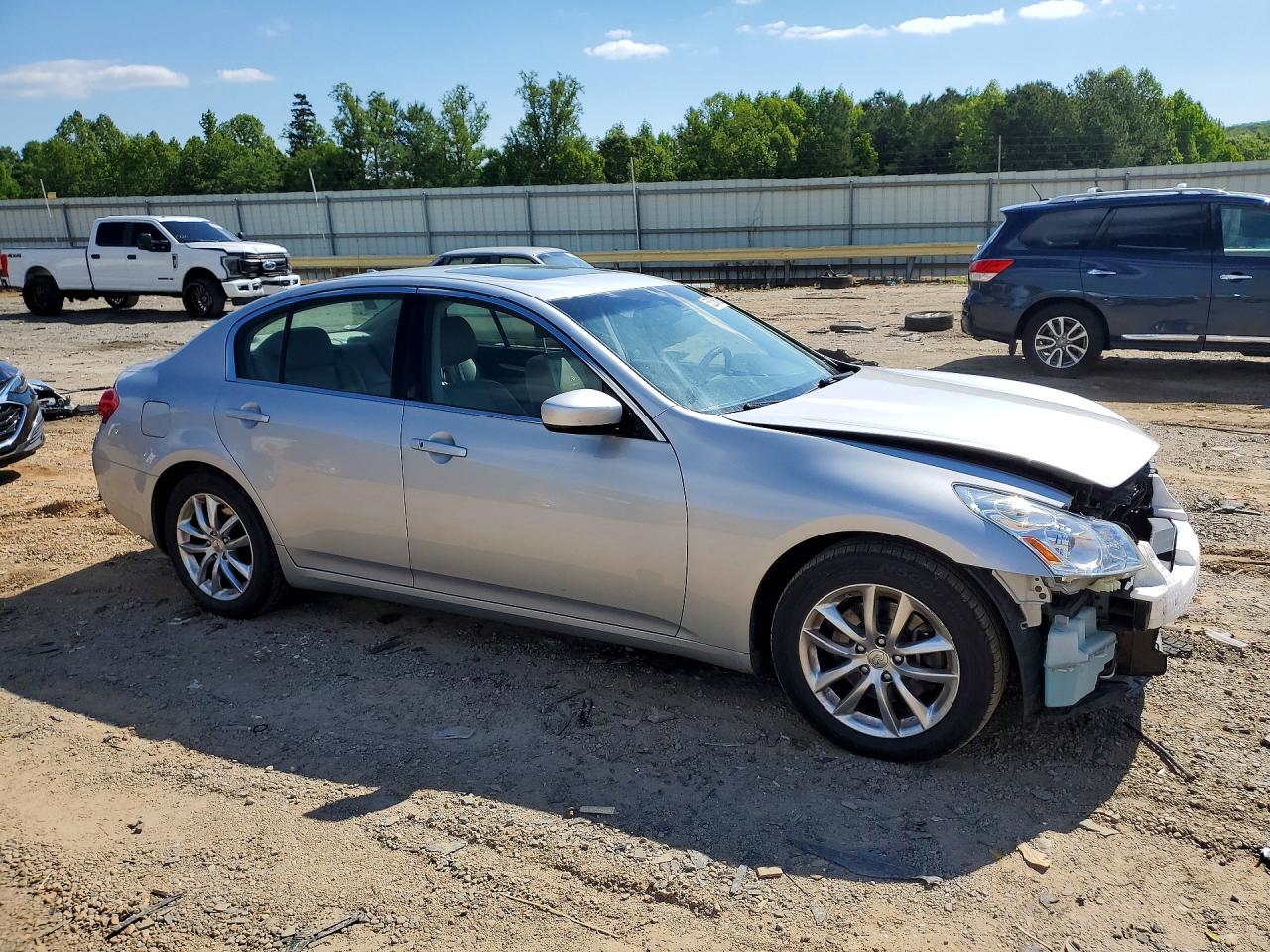 2009 INFINITI G37