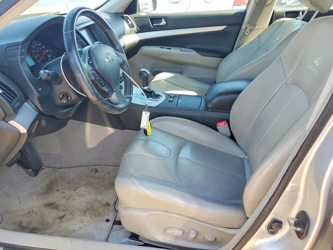 2009 INFINITI G37