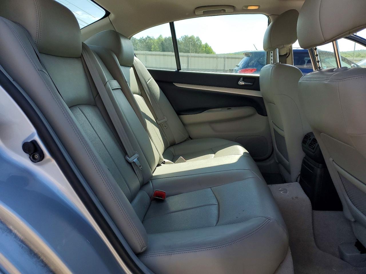 2009 INFINITI G37