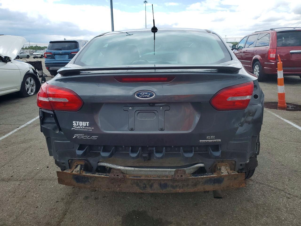 2016 FORD FOCUS