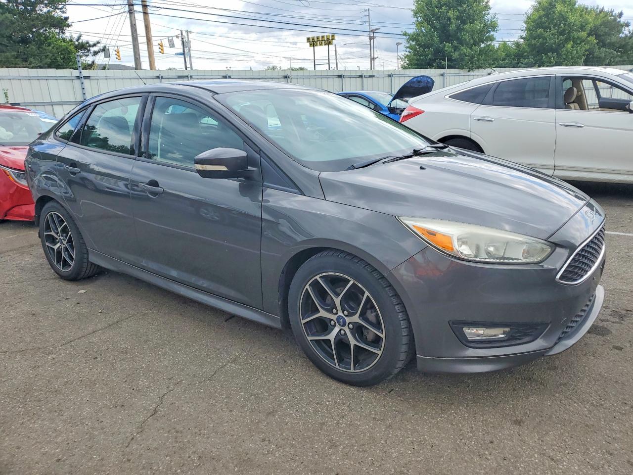 2016 FORD FOCUS