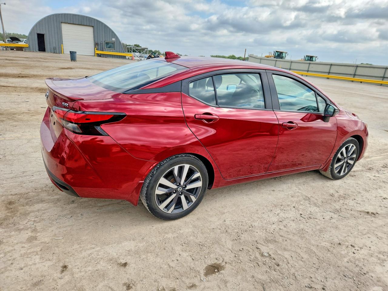 2021 NISSAN VERSA