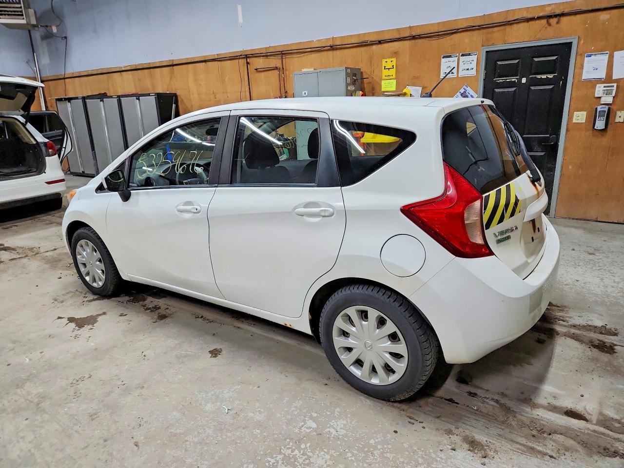 2016 NISSAN VERSA