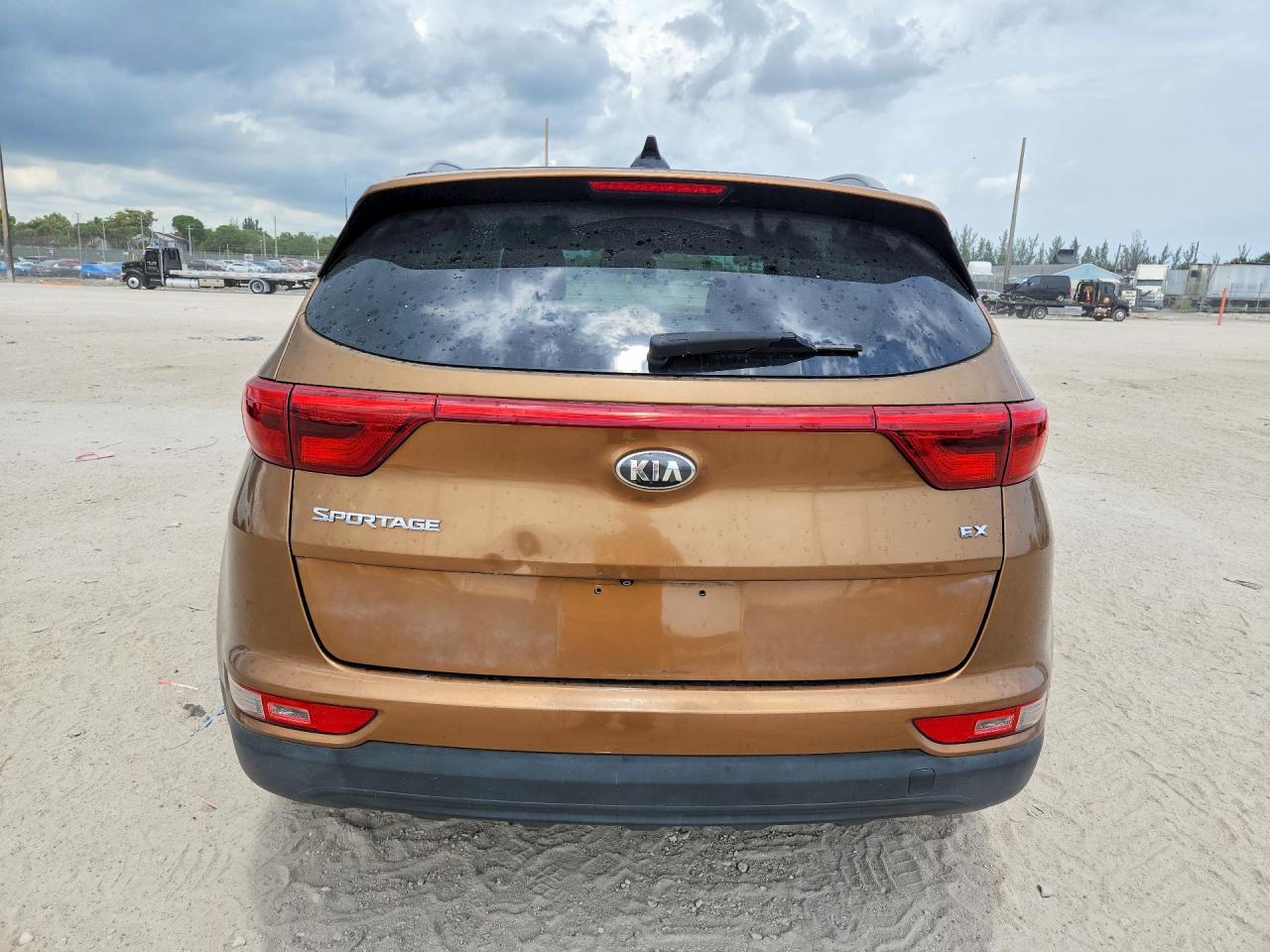 2017 KIA SPORTAGE