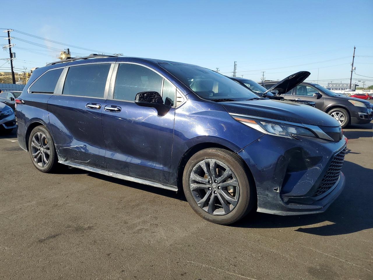 2022 TOYOTA SIENNA